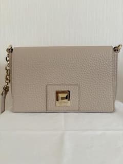 FURLA ベージュ ショルダーバッグのサムネイル