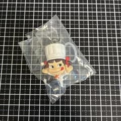 不二家 ペコちゃん めじるしアクセサリー ガチャのサムネイル