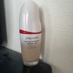 SHISEIDO エッセンス スキングロウ ファンデーション 310のサムネイル