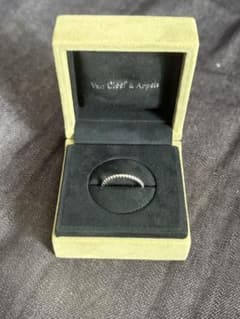 Van Cleef & Arpels ペルレWG スモール #60 - メルカリ