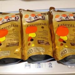 エッセンシャル詰め替え4袋のサムネイル