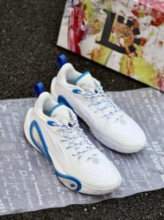 リーニン WOW The Dlo1 無畏 US 11 - メルカリ