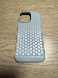 FONDATION LOUIS VUITTON iPhone15 ProMaxのサムネイル