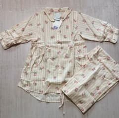 【LAURA ASHLEY】パジャマ 新品 上下セット ローズ柄 高島ちぢみのサムネイル