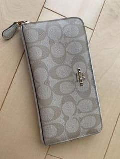 COACH コーチ 長財布のサムネイル