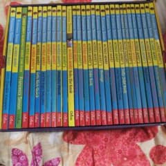 Horrid Henry 30冊のサムネイル