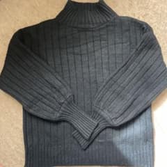 ハイネックニット　トップスのサムネイル