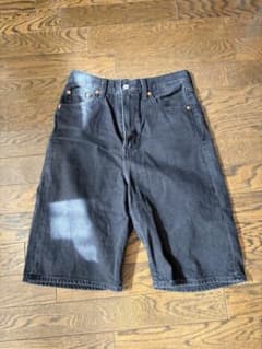 Levi's リーバイス デニムショートパンツ ブラックのサムネイル