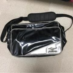 ミズノ エナメルバッグのサムネイル