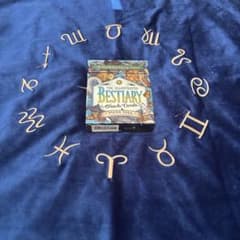 The Illustrated Bestiary Oracle Cardsのサムネイル