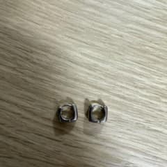 loro フープ ピアス シルバー925 スクエアフープピアス シルバー925 loro - メルカリ