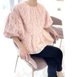 スパンコール tsuru by mariko oikawa ペプラムトップス美品 - メルカリ