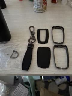 シリコン製黒キーホルダー カラビナ付きのサムネイル