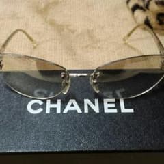 CHANELサングラスのサムネイル