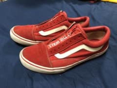 vans レッド　赤　限定モデルのサムネイル