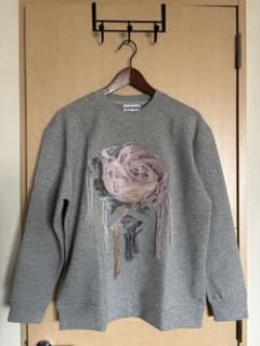 Ganni バラ刺繍 グレー スウェット 新品タグ付き】Ganni バラ刺繍 グレー スウェット - メルカリ