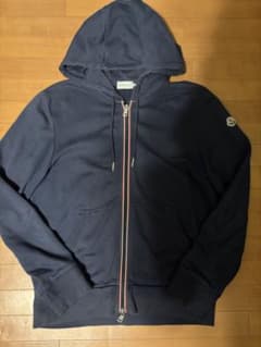 モンクレールジップパーカー ネイビー MONCLER - メルカリ