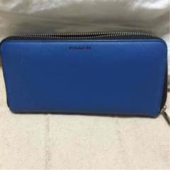 COACH 青色のサムネイル