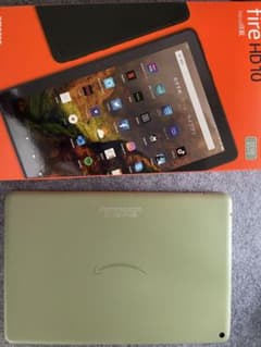 Amazon Fire HD 10 第11世代 32GB オリーブ 本体のサムネイル