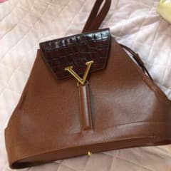 皮バックのサムネイル