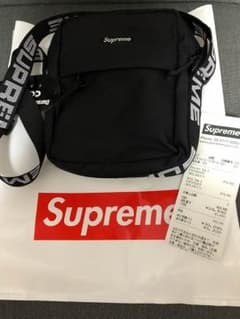 送料込み！supreme ショルダーバッグ ブラックのサムネイル