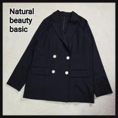 [極美品]Natural beauty basic 紺ブレ ダブル 金ボタンのサムネイル
