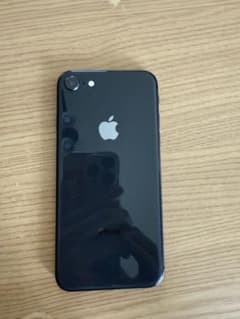 iPhone 8 本体 64GB simフリーのサムネイル