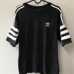 adidas アディダス Tシャツ　黒のサムネイル