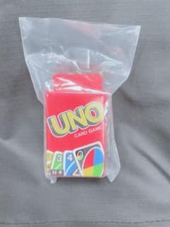 UNO ガチャガチャ赤のサムネイル