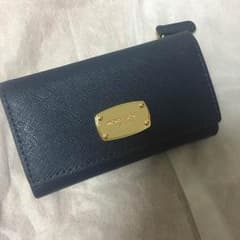 新品 マイケルコース キーケース ネイビーのサムネイル