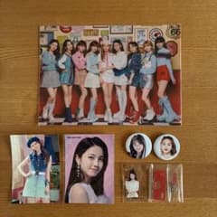 NiziUグッズセットのサムネイル