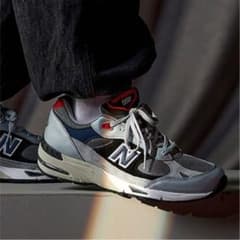 ★SALE中&新品未使用★NEW BALANCE M991SKRのサムネイル