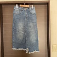 アシンメトリー デニムロングスカート フリンジ加工のサムネイル