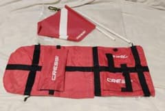 Cressi ダイビングフロート フラッグ付きのサムネイル