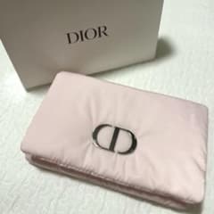 新品未使用 DIOR ポーチのサムネイル