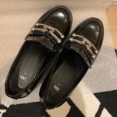 ZARA ローファーのサムネイル