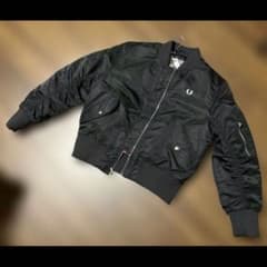 値下げ可 FRED PERRY MA-1 サイズ37 M 相当 フレッドペリーのサムネイル