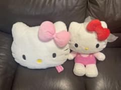 Hello Kitty フェイスクッション 枕 ぬいぐるみ キティちゃん 美品のサムネイル