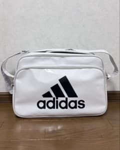 adidas エナメルバッグ ホワイトのサムネイル