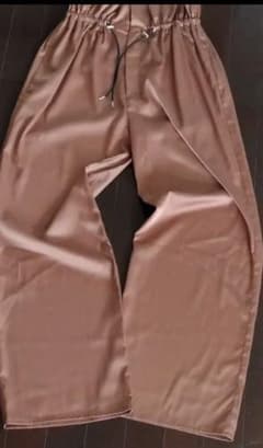 トゥデイフル　サテンパンツのサムネイル