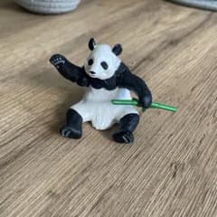 パンダ フィギュア 竹付きのサムネイル