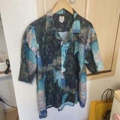 REVO 半袖シャツ　ブルー　絵画模様　エルサイズのサムネイル