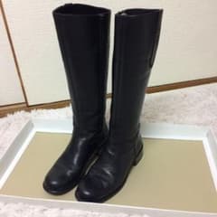 黒のロングブーツのサムネイル