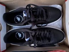 ⭐︎Nike Court Vision ブラックスニーカー⭐︎のサムネイル