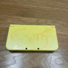 Newニンテンドー3DS LL ピカチュウ【イエロー】のサムネイル