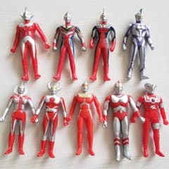 ウルトラマン　9体　ソフビのサムネイル