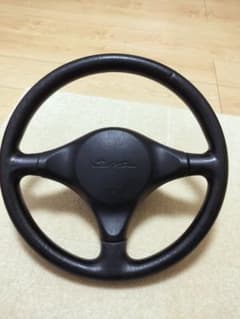 80スープラ　純正ステアリングのサムネイル