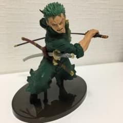 ワンピース  ゾロ  フィギュアのサムネイル