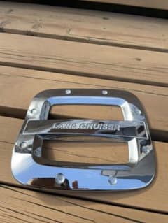 ランクル100 ガソリンカバーのサムネイル