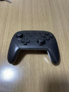 任天堂　Switch  純正プロソン　ワイヤレス　コントローラーのサムネイル